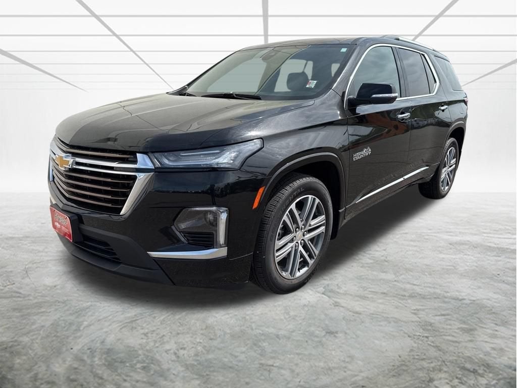 2023 Chevrolet Traverse High Country in Mosaic Black Metallic — front three-quarter view